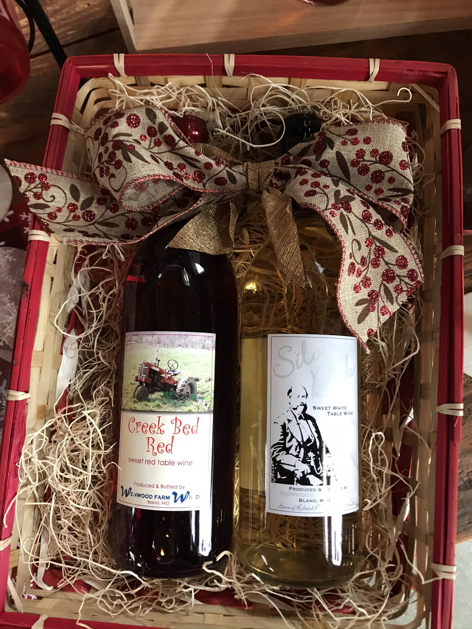 wenwood farm winery